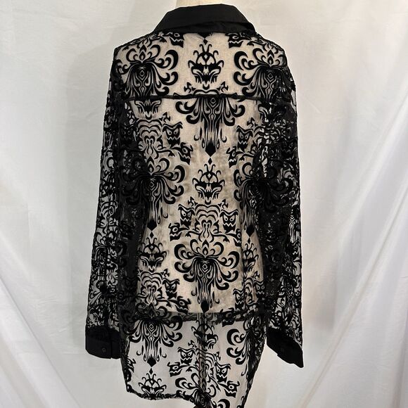 Her Universe Disney Haunted Mansion Wallpaper Sheer Top 2X Plus - Picture 7 of 9